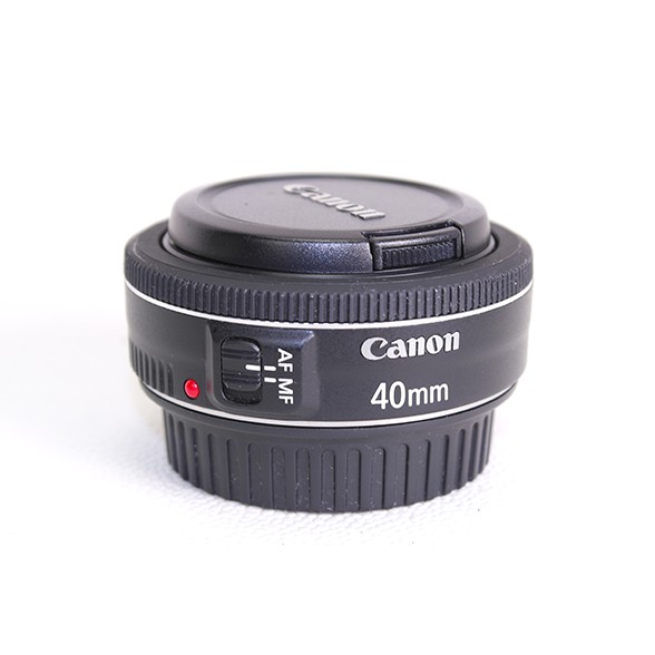 CANON  EF 40mm F2.8   STM 鏡頭售2740元(功能正常)