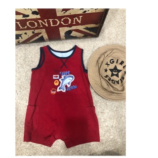 🈵️$500加價$50購 美國🇺🇸Carters 刺繡字男童連身衣 9M