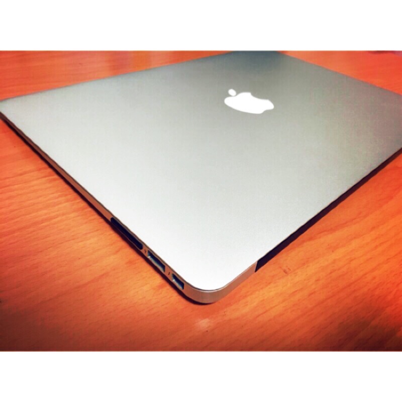 MacBook Air 13吋 2013中 128G SSD (2014年購買) 外觀極新 可小議價