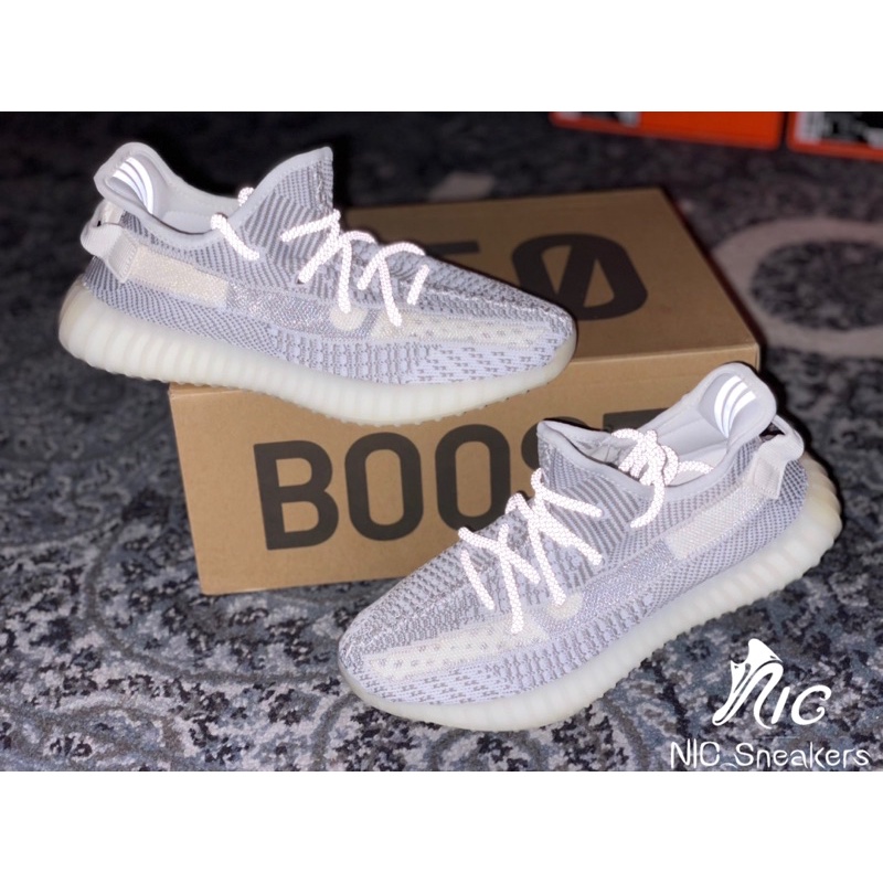 ✤ NIC_Sneakers ✤Adidas yeezy boost 350 v2 Static白天使 鞋帶反光