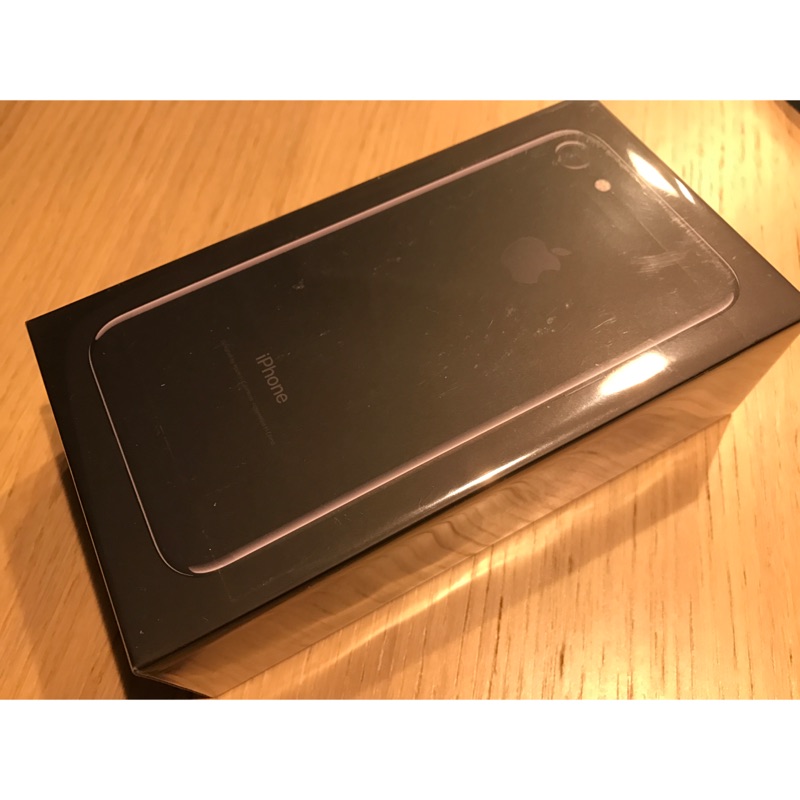[全新未拆] 曜石黑 iPhone 7 / 256G，個人銷售