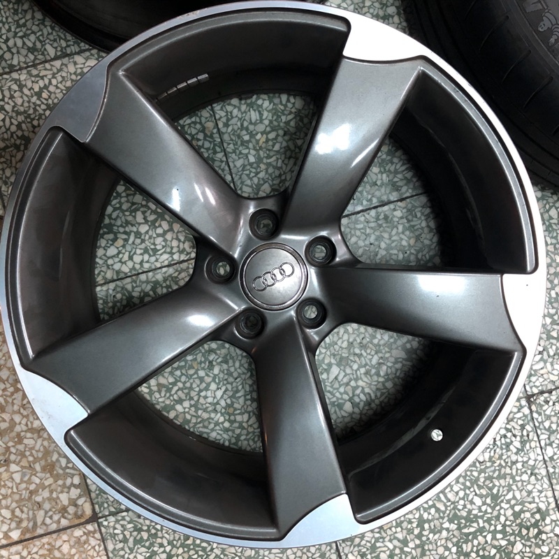 （二手鋁圈）Audi 奧迪 類TTRS 19吋 5孔112 輪框 A4 A5 A6 A7 GTI RS 福斯 Skoda