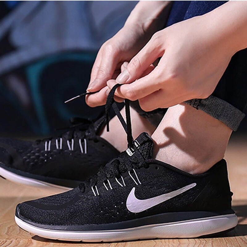 nike flex 2017 rn running shoes