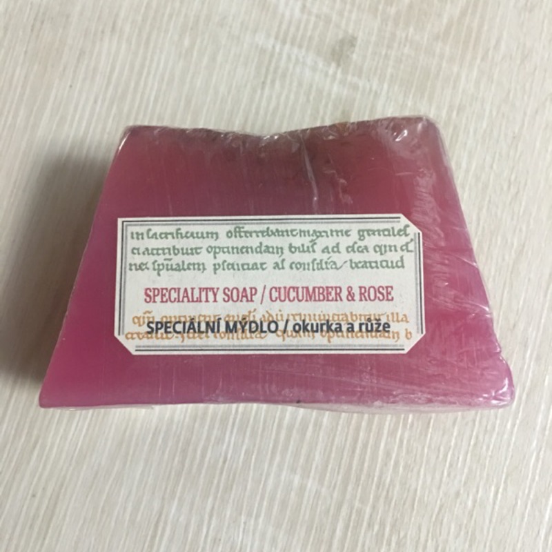 菠丹妮-玫瑰小黃瓜手工皂125g