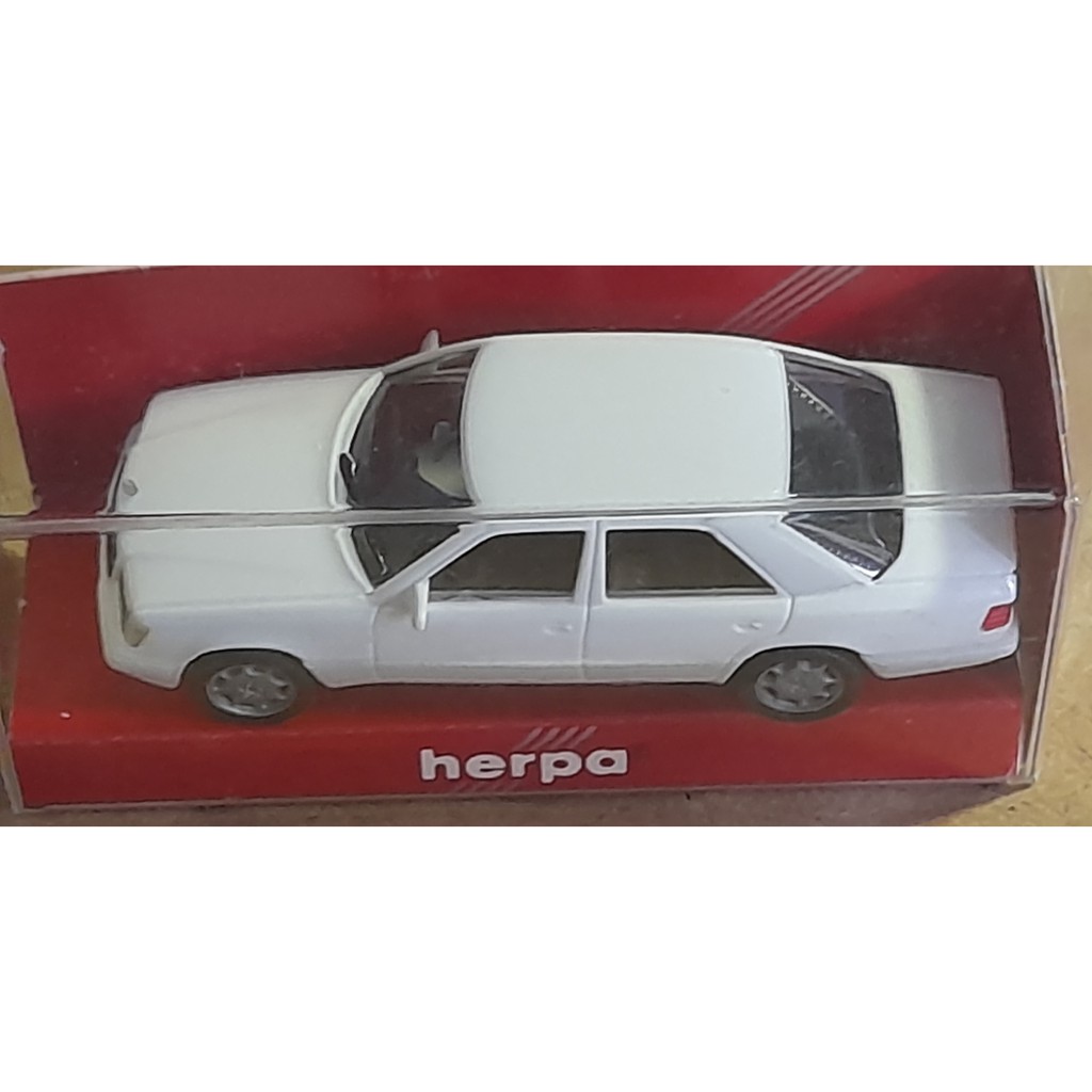 全新未拆日本進口1/87 HERPA 021425 Benz E320 Limousine(白色)(德國製造)