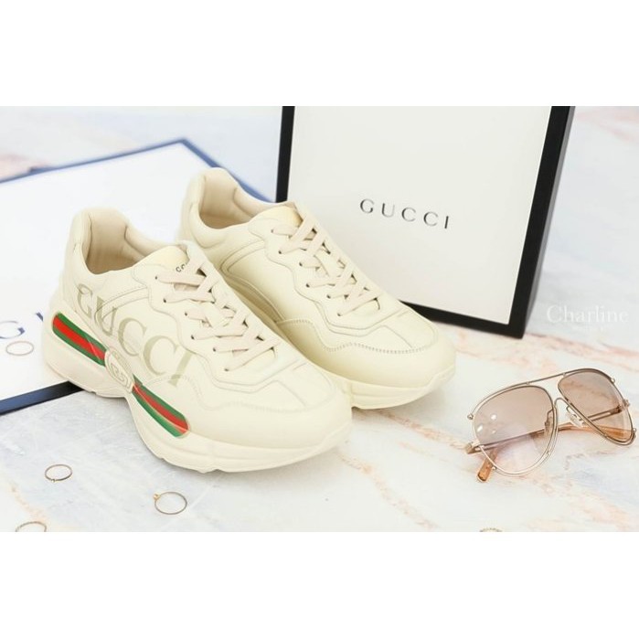 gucci logo leather sneaker