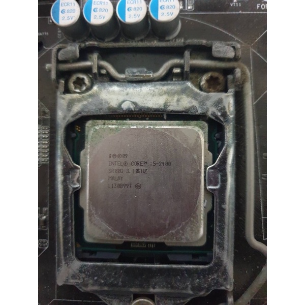 賣cpu i5-2400，硬碟500G，送主機板，電源線，絕對超值喔