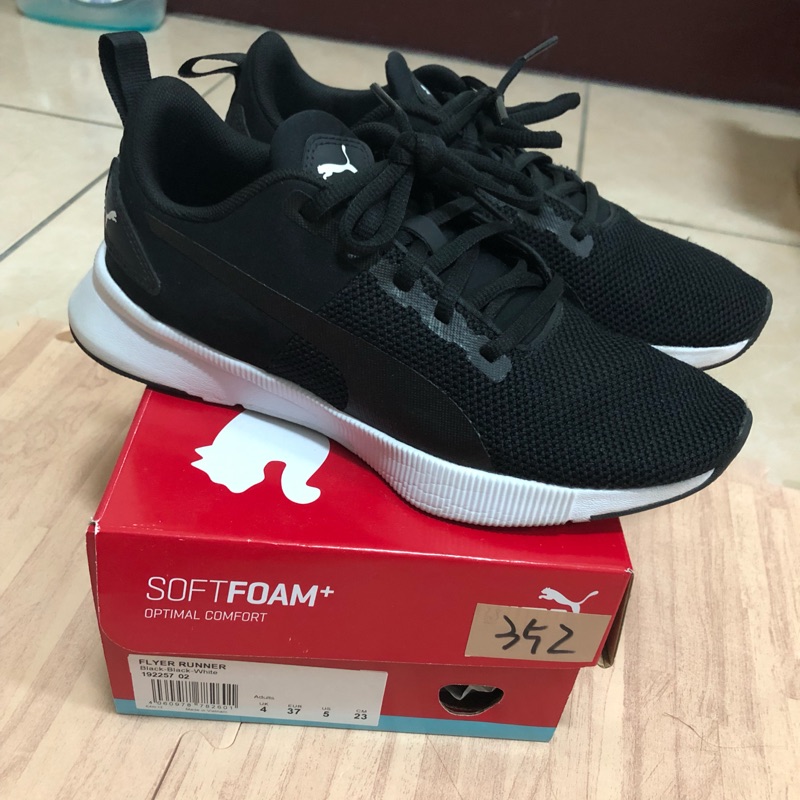 puma unisex flyer runner