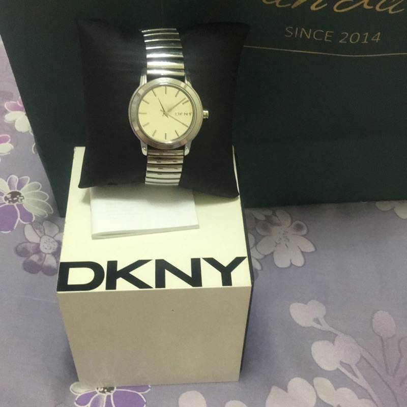 正品DKNY手錶在降價囉799！買到賺到全新配備！降價囉