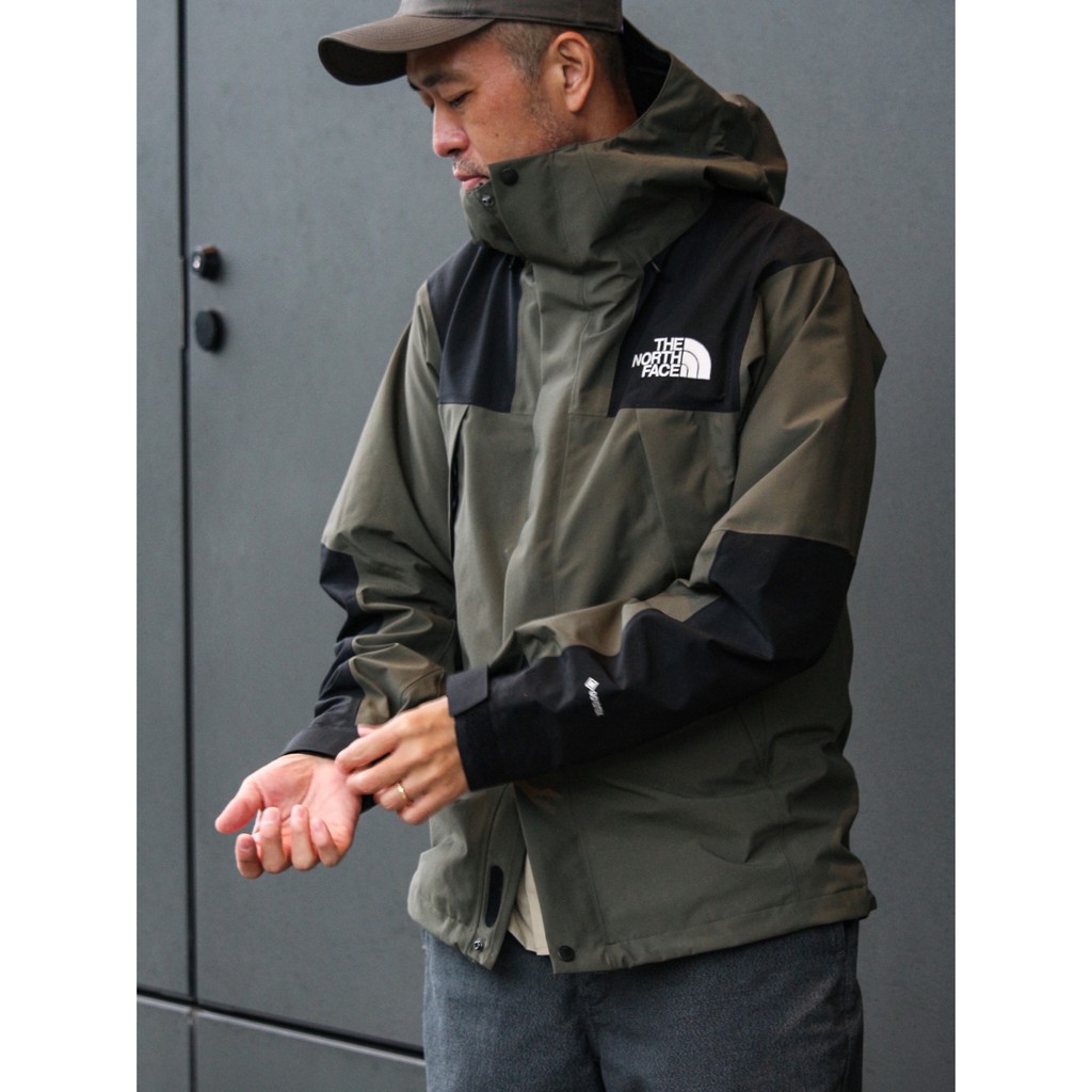 THE NORTH FACE MOUNTAIN JACKET 61800