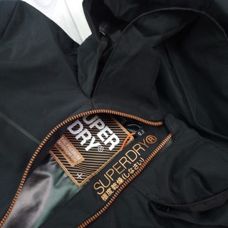 出清 女版 觸感佳 黑色 極度乾燥 薄外套 superdry 連帽 外套 薄款 外套 單拉鍊 帽子可收 #7762