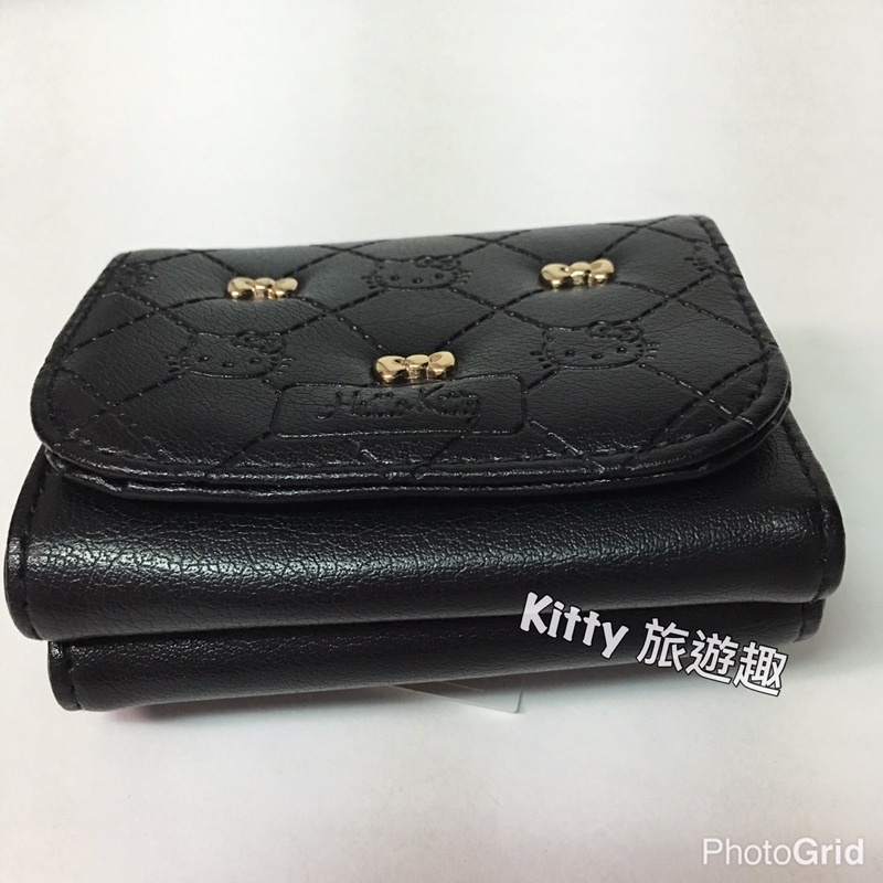 [Kitty 旅遊趣] Hello Kitty 短夾 零錢包 黑色皮夾 凱蒂貓 壓紋 金色蝴蝶結 短夾零錢包