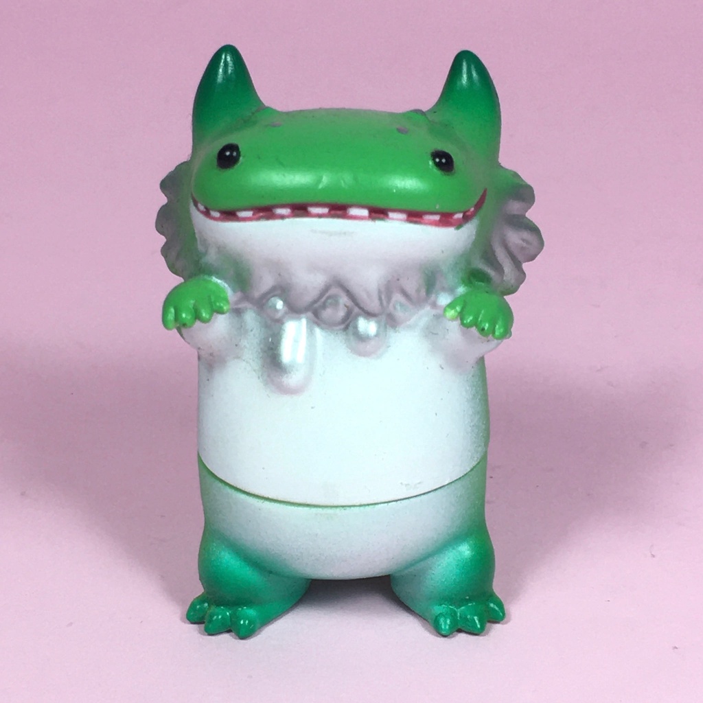 Medicom Toy VAG series 9 Rangeron 山椒魚 寶寶 站姿 綠色 彩膠 設計師 設計款 扭蛋