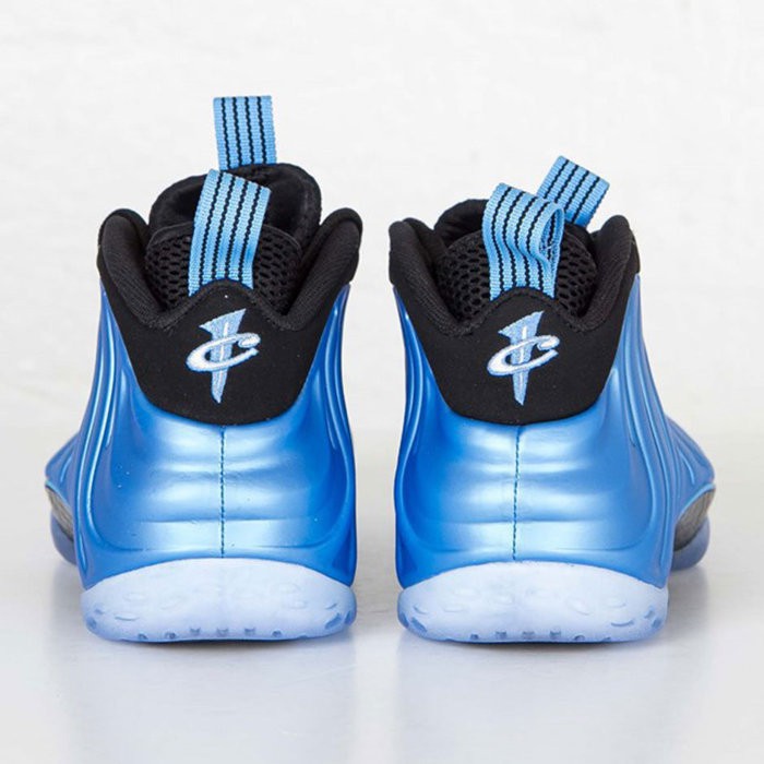 foamposite university blue