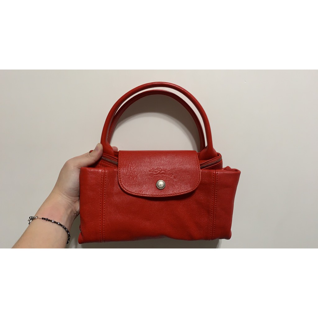 ♥ 二手近全新 Longchamp Le Pliage Cuir 紅色 短提把 小羊皮 短把折疊中型水餃包 M 號