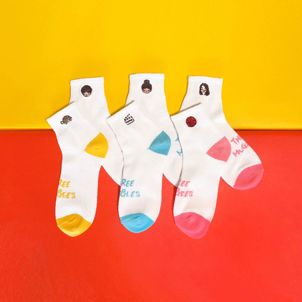 三個麻瓜 刺繡中筒襪 蝦皮購物