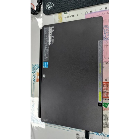 t3300ka oled平板2ni1電腦(使用一個月、近全新）