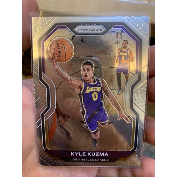 NBA球員卡 湖人隊帥哥前鋒 Kyle Kuzma 庫子馬 金屬卡！（非Kobe lebron)