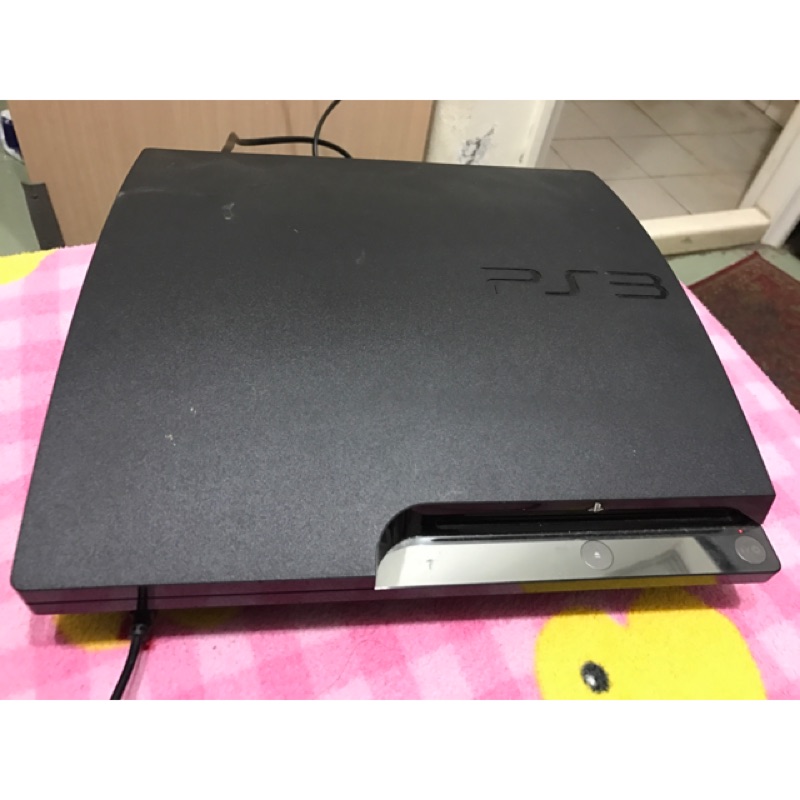PS3主機已軟改，送一片正版gt5光碟，手把主機運作正長，可約桃園當面試機。