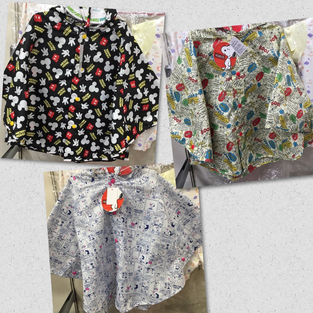日本代購 🇯🇵 米奇  史努比  雨衣  披風雨衣 兒童雨衣 連帽式 斗篷 雨季 夏天 女裝 男裝 小孩 迪士尼