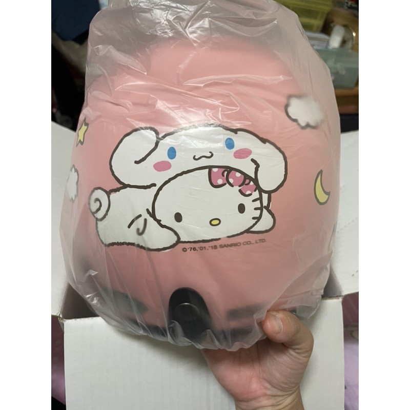 7-11點數換購hello kitty 3/4安全帽