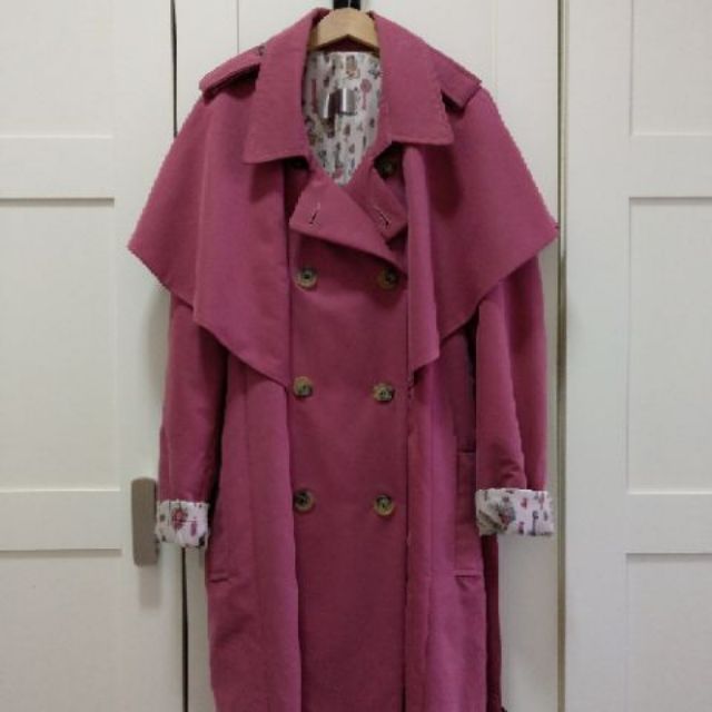 原價八千多 正韓超美乾燥玫瑰粉色斗篷式落肩設計風衣外套雙排釦大衣 精緻內裡 非Burberry