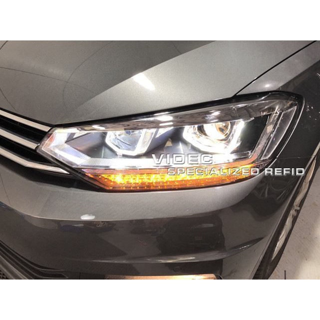 巨城汽車精品 VW TOURAN 16-17 LED 雙U 導光 光柱 R8 大燈 總成