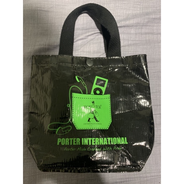 Porter International 黑色隨身手提小包