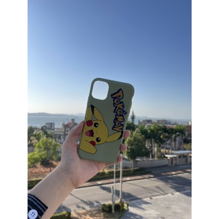 二手 全包手機殼 iPhone 11可愛卡通皮卡丘液態軟磨砂 熊抱哥硬殼行李箱 黑色星座行星矽膠硬殼