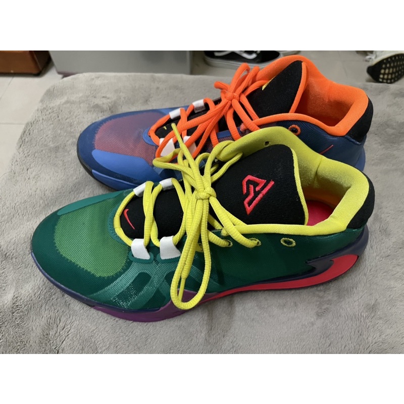 Nike Freak 1 字母哥一代鴛鴦配色