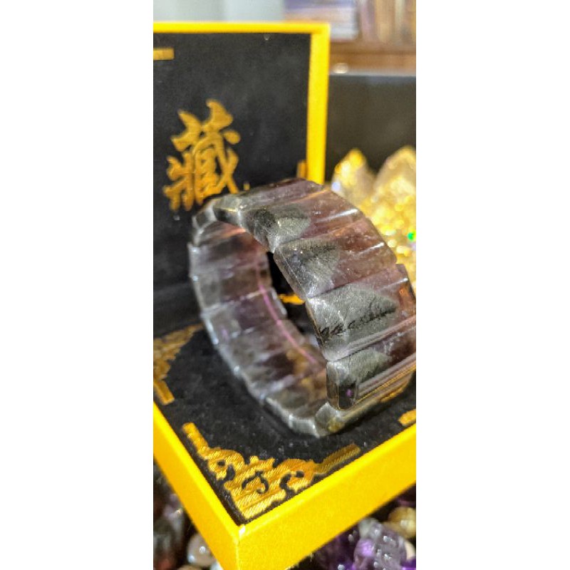 極光23【弘ㄧ水晶】紫黃晶體 大咪咪 千層金字塔 黑極光手排 30mm（收藏級）