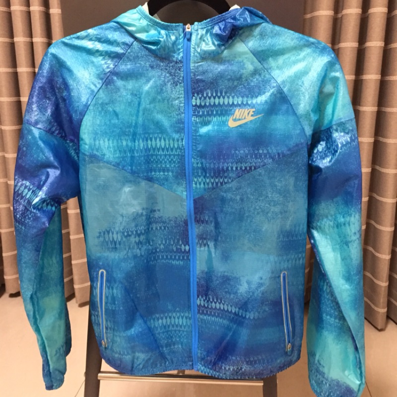 NIKE XL 大童防水防風外套（150～160cm大人可穿）