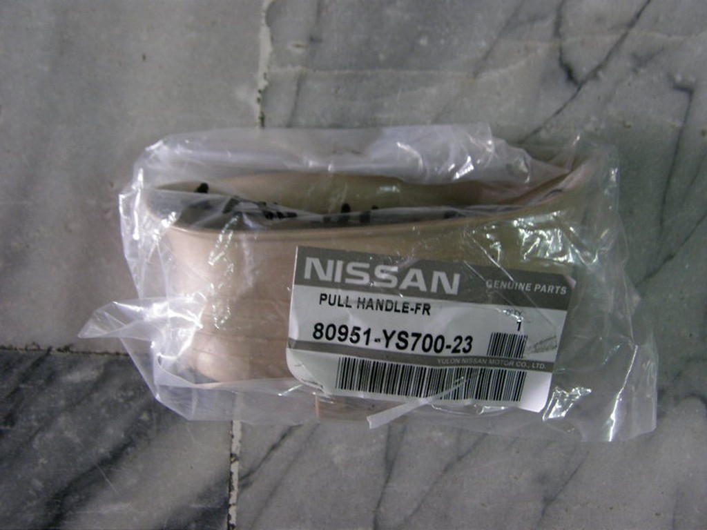 正廠 NISSAN SENTRA N16 180 M1 車門內抓手 內扶手盒 內引手盒 開門把手 內把手盒 歡迎詢問