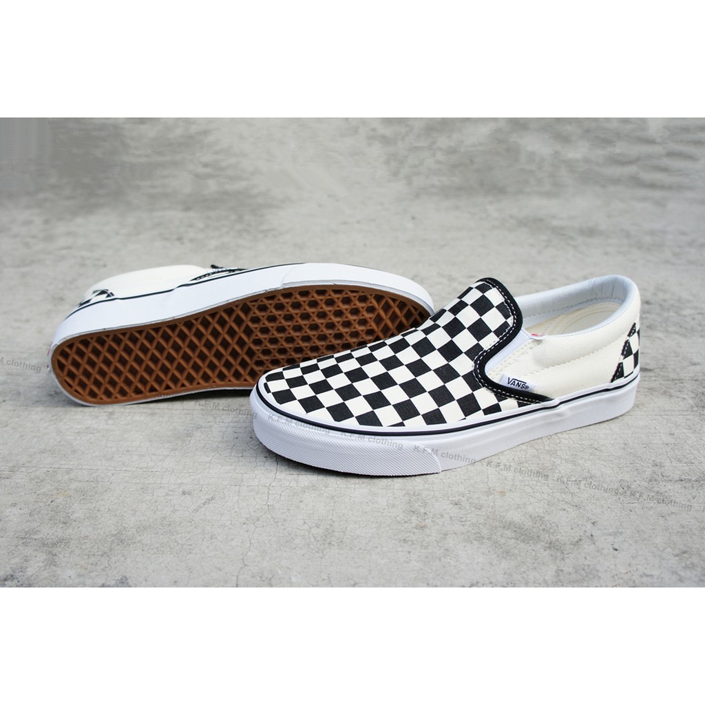 vans classic checkerboard shoes