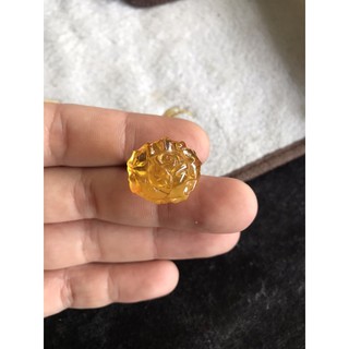 早期收藏金黃琥珀刻牡丹戒指