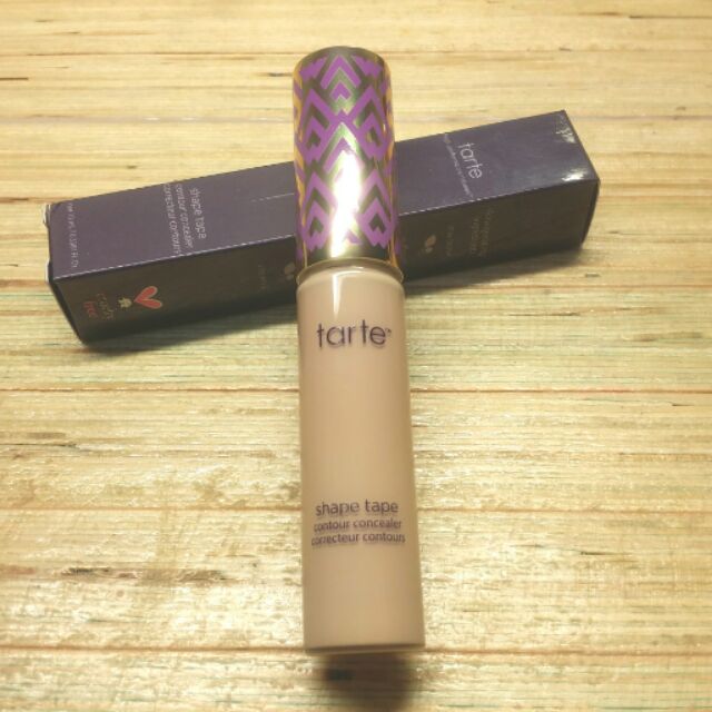 Tarte shape tape遮瑕膏，色號Light Sand