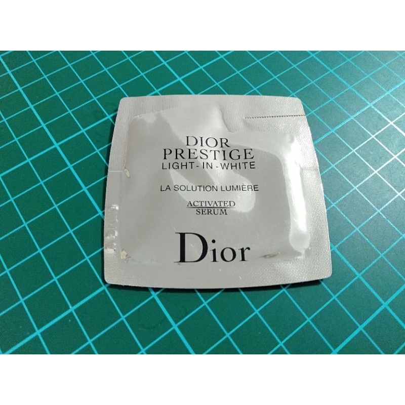 Dior 迪奧 精萃再生光燦淨白精華 試用包