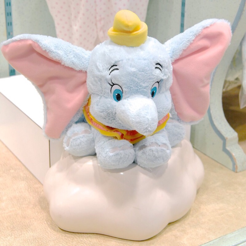 日本東京Disney迪士尼樂園購入 超柔軟可愛的小飛象Dumbo 趴姿抱枕 絨毛玩偶 娃娃