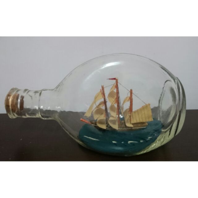 一帆風順 瓶中船 可當禮品或收藏 長約17公分 寛約10公分