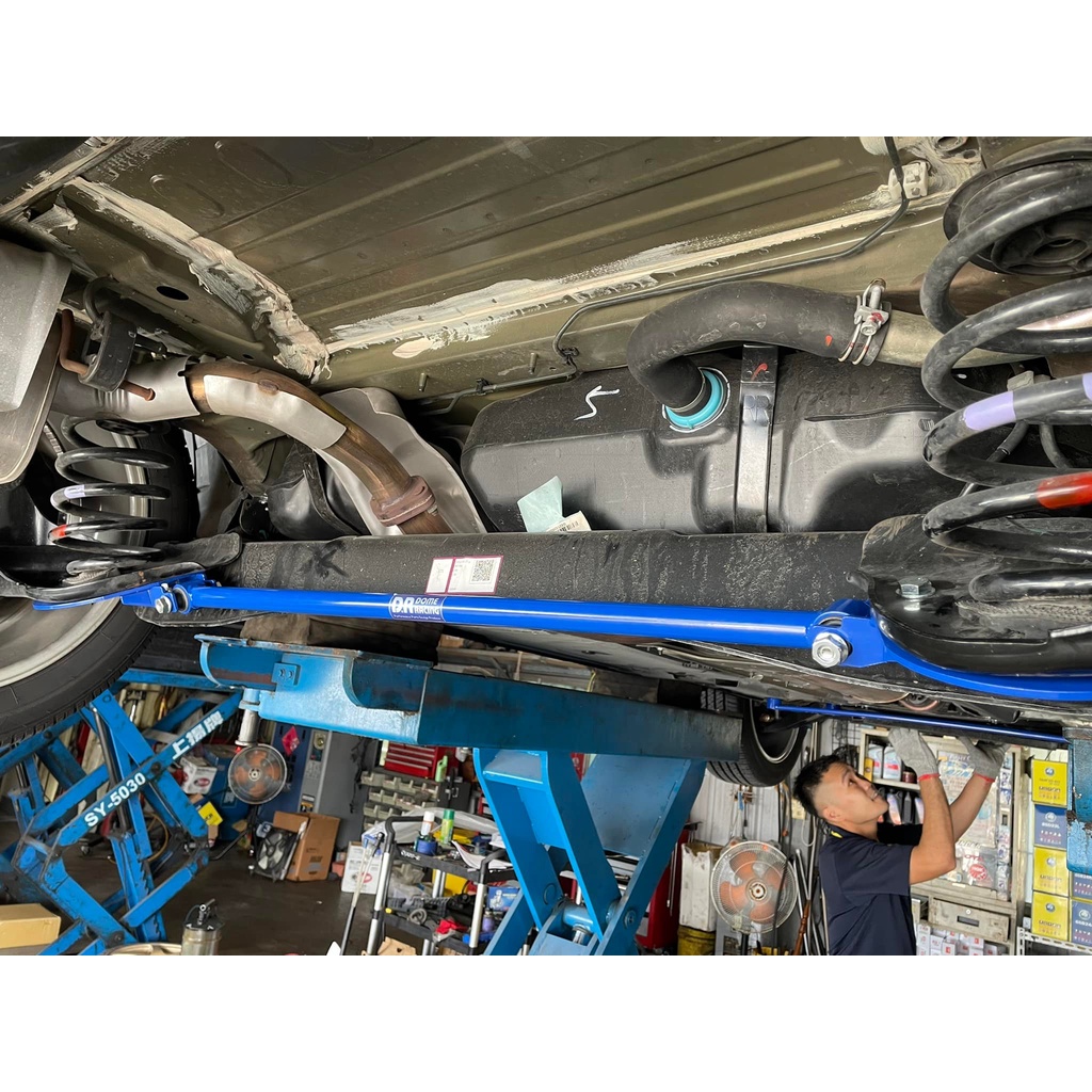 【整備區】D.R DOME RACING 納智捷 Luxgen U6 後下扭力桿 後下拉桿 防傾桿 U6 ECO