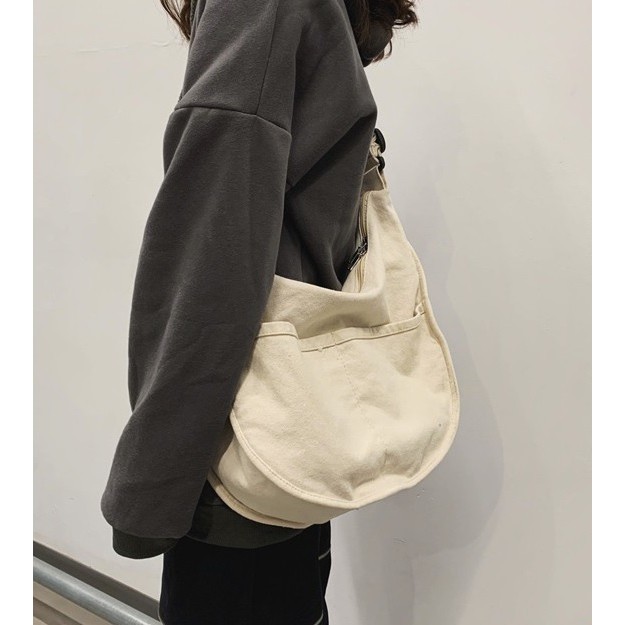 P10080 韓國直送 送子鳥 帆布包 側背包 肩背包 水餃包 5色 特價350元