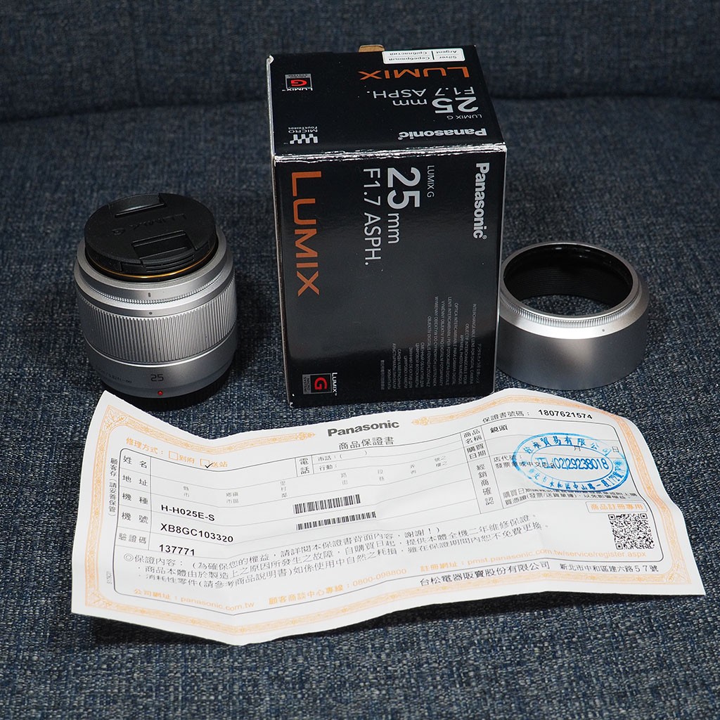 Panasonic LUMIX G 25mm F1.7 ASPH  M43 鏡頭 銀色