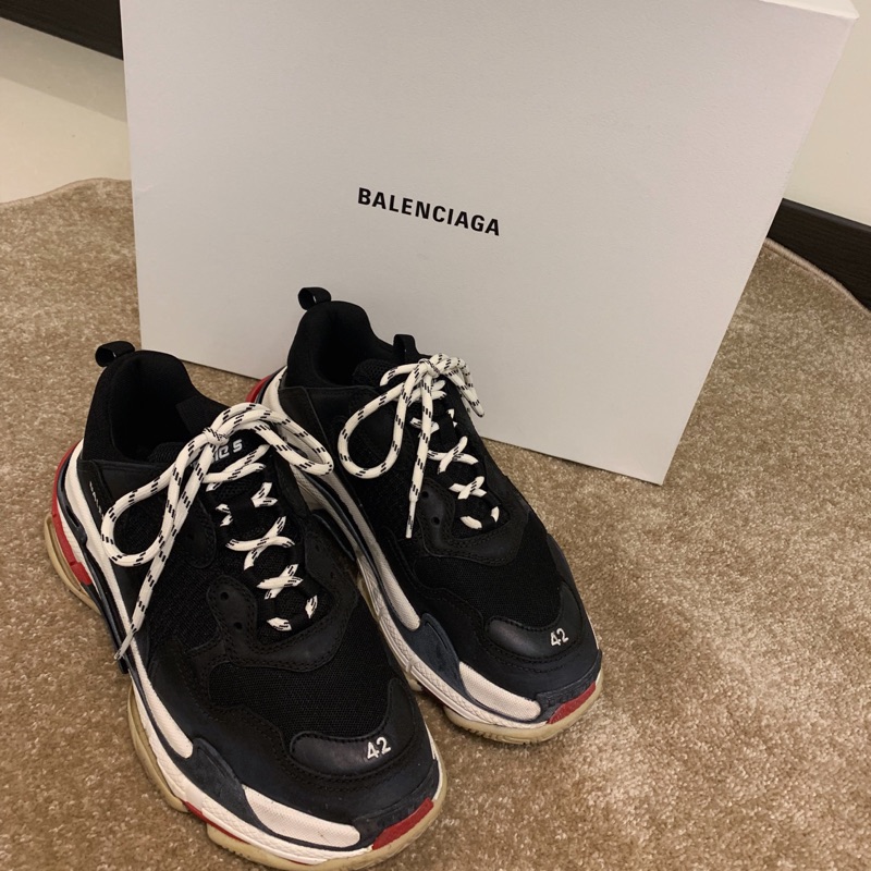 balenciaga triple s 42
