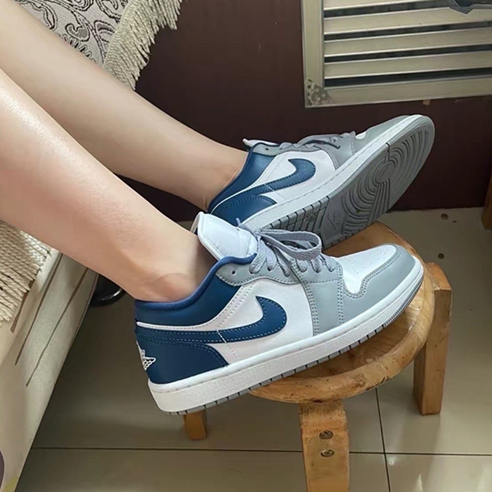 Nike Air Jordan 1 女鞋 白藍灰 DC0774-042