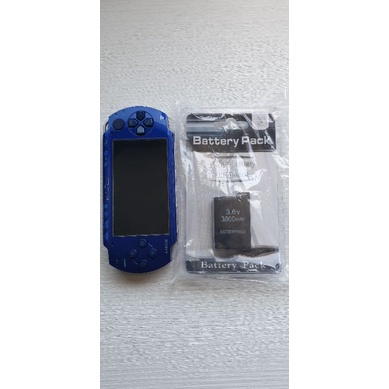 Sony PSP-1007 遊戲機外加三片遊戲卡夾