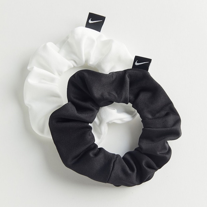 Urban Outfitters 代購 | Nike Gathered Scrunchie Set  Nike 髮圈套裝