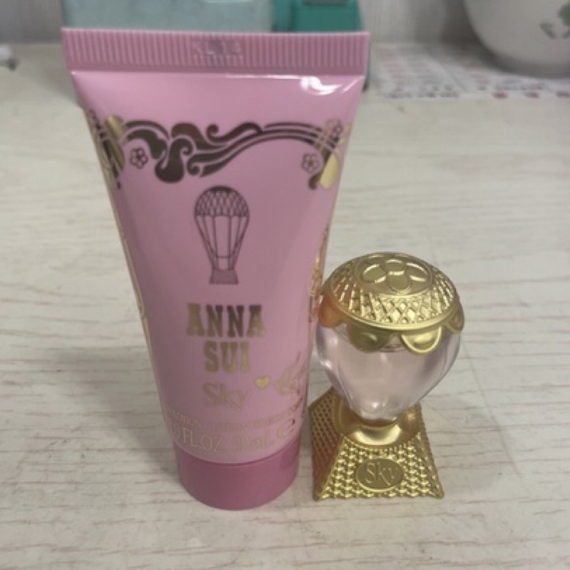 anna sui 奇幻飛行熱氣球香水+乳液