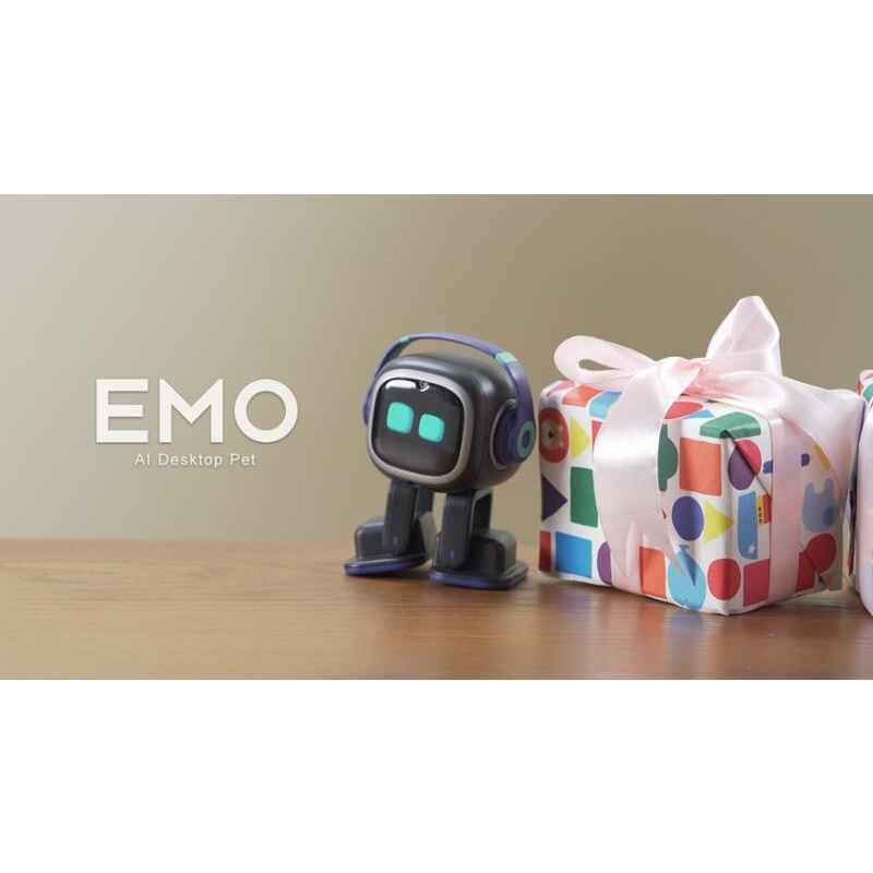 有個性的酷炫桌面寵物《台北快貨》最新 Living.Ai Emo Robot 語音 AI 智能 人工智慧 互動 機器人