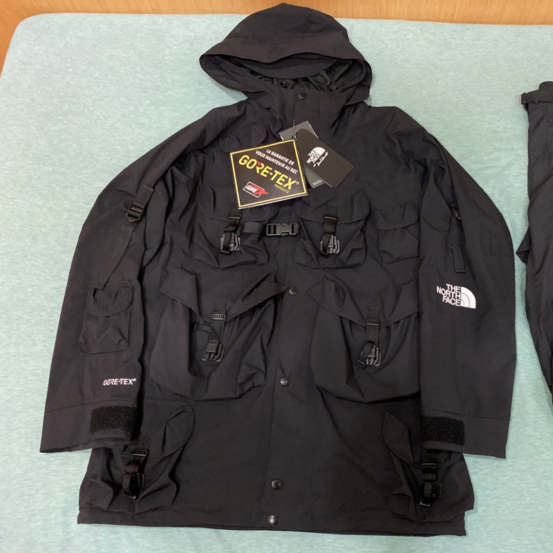 （餘款）倉石一樹Kazuki Kuraishi x The North Face UE 黑標 GTX 十袋 外套 黑