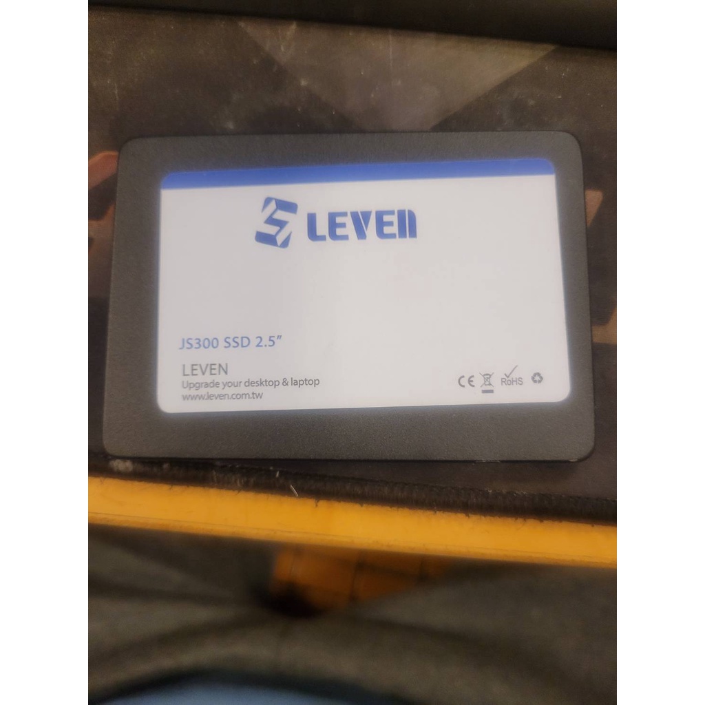 LEVEN JS300系列 120GB 120G SATA III SSD固態硬碟